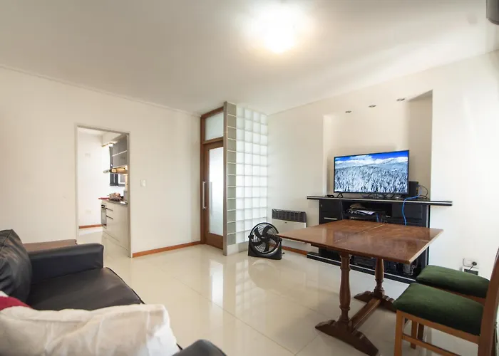 Departamento Con Cochera Zona Consular Para 4 Con 2 Habitaciones