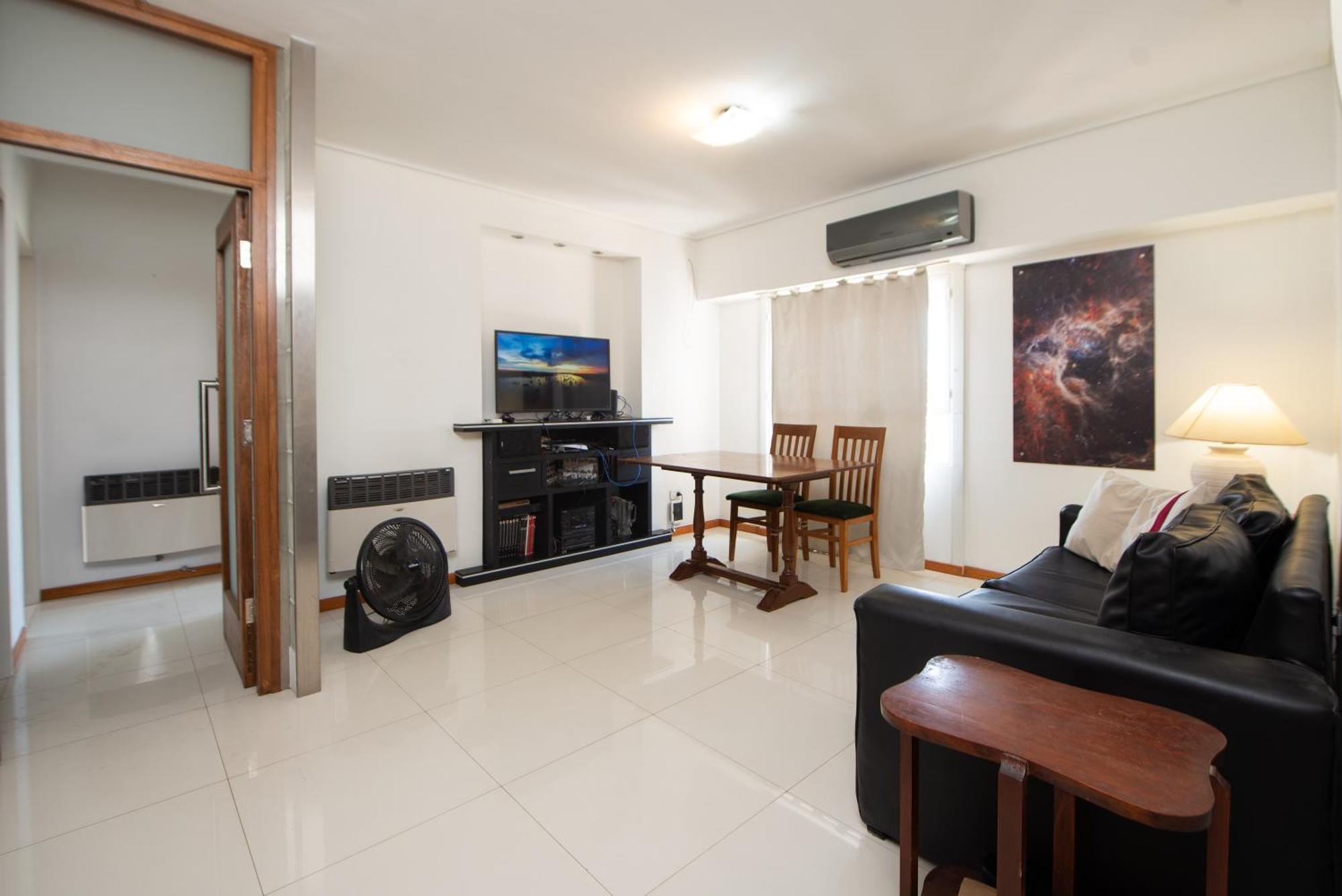 Departamento Con Cochera Zona Consular 4 Con 2 Apartamento